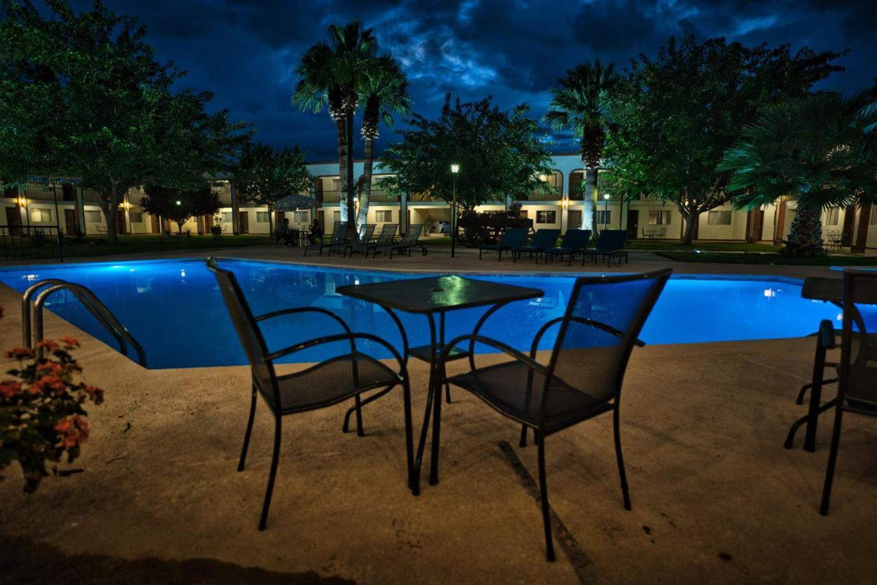 Hotel Hacienda Нуэво-Касас-Грандес Экстерьер фото